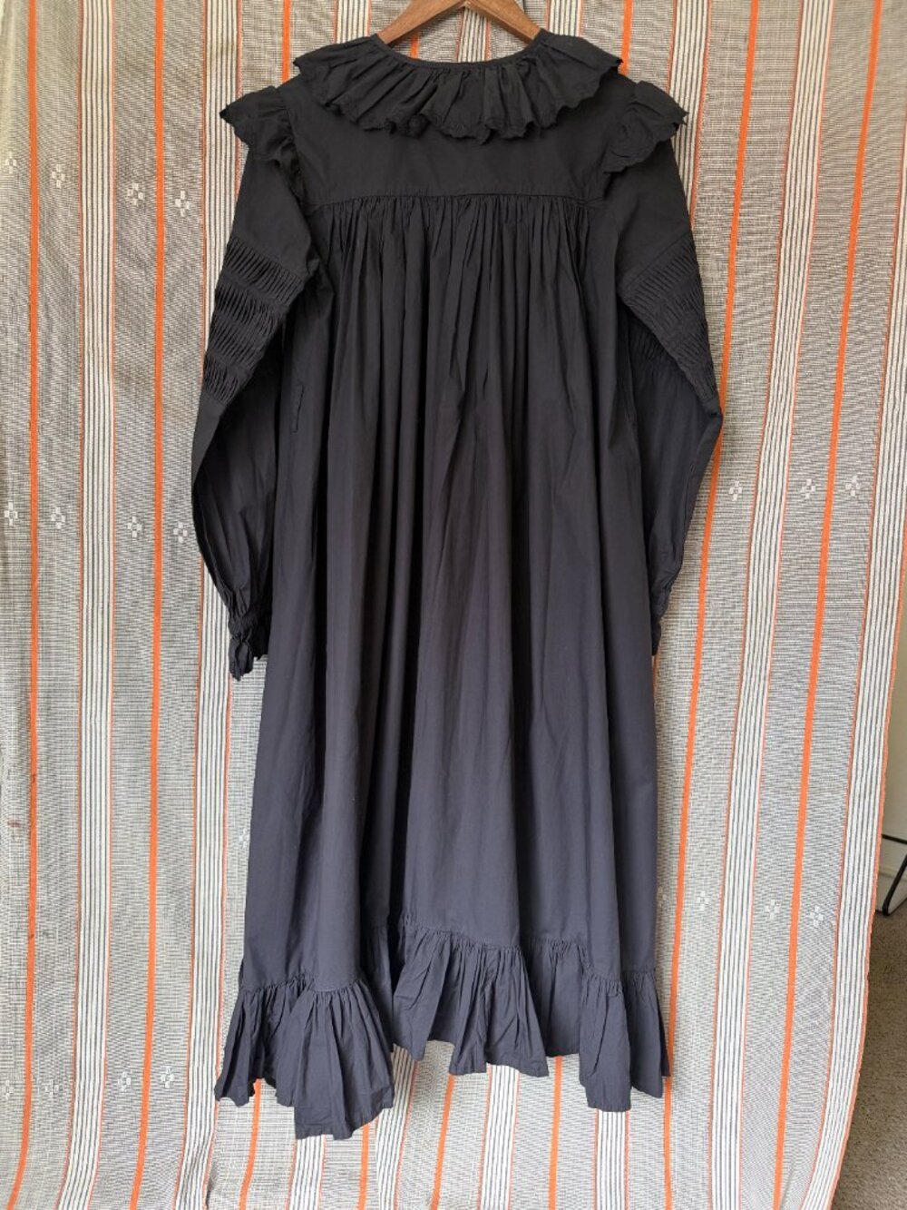 V.DE.Vinster Dress - Picture 2 of 5